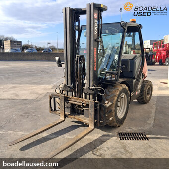 CARRETILLA 4X4 MANITNOU MC25-4