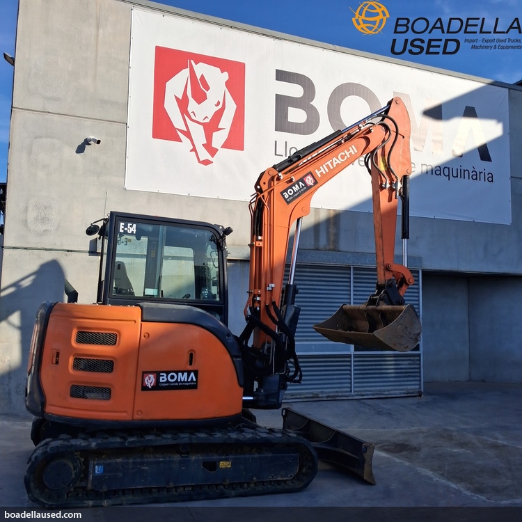 (E-54) HITACHI ZX65USB-6 CLP