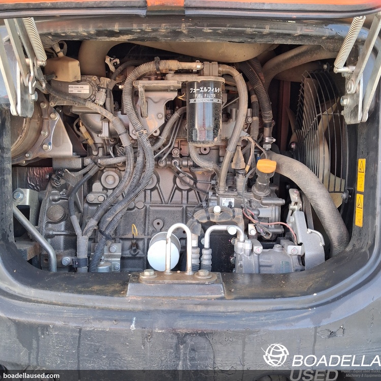 (E-54) HITACHI ZX65USB-6 CLP