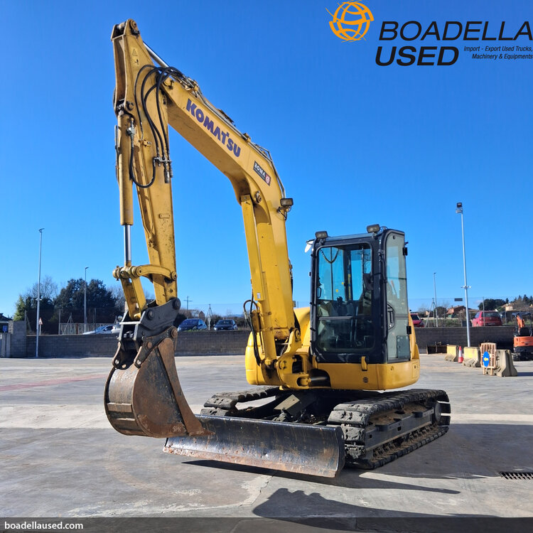 (E-63) KOMATSU PC80MR-5E0