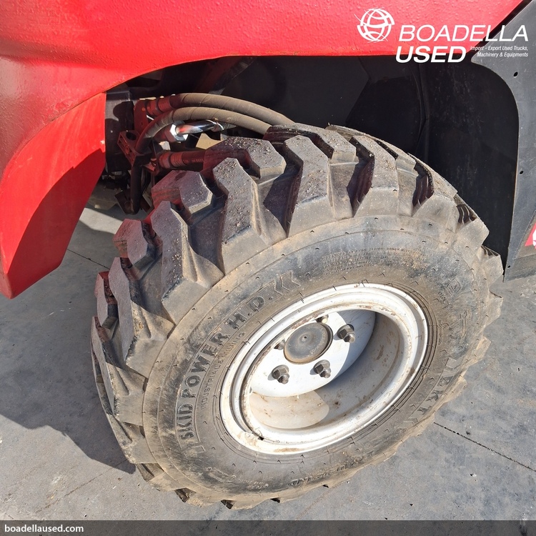 CHARIOT ÉLÉVATEUR 4x4 MANITOU MC 25-4