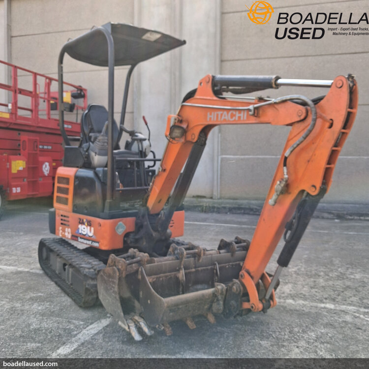 (E-43) HITACHI ZX19U-6 YR