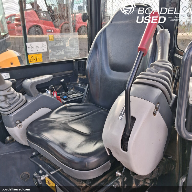 (E-46) HITACHI ZX26U-5A