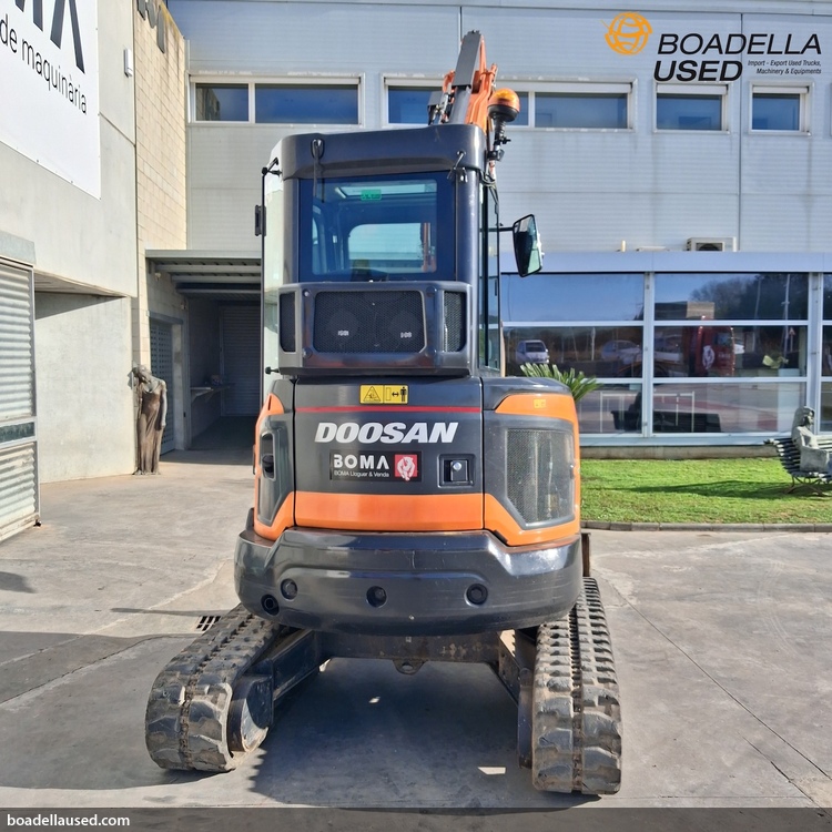 (E-56) DOOSAN DX35Z-7