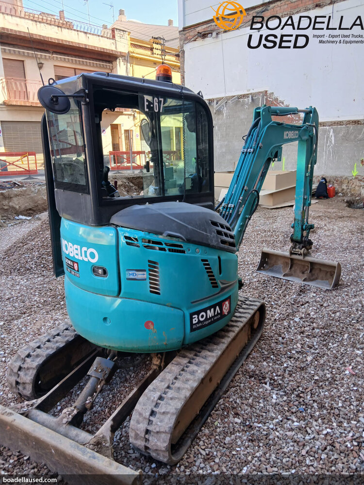 (E-67) KOBELCO SK28-SR7