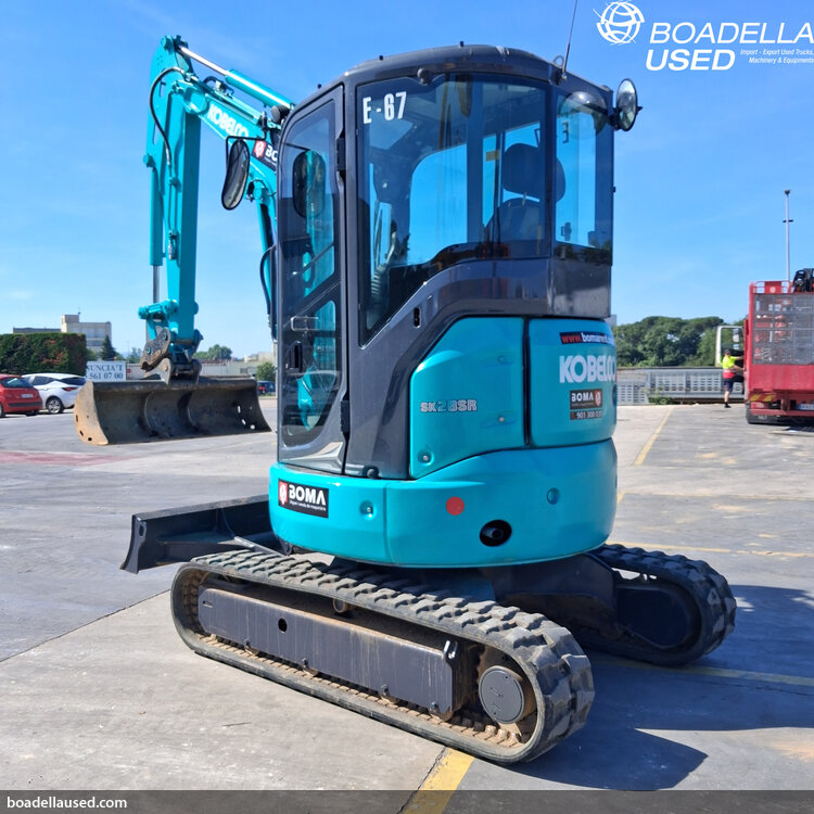 (E-67) KOBELCO SK28-SR7