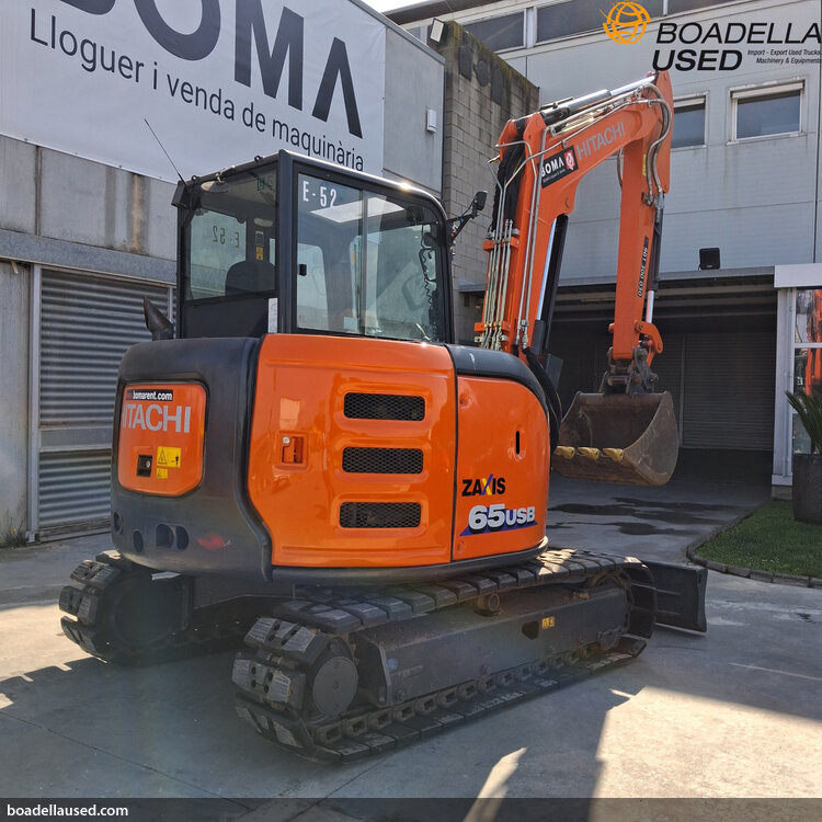 (E-52) HITACHI ZX65 USB-6 CLP
