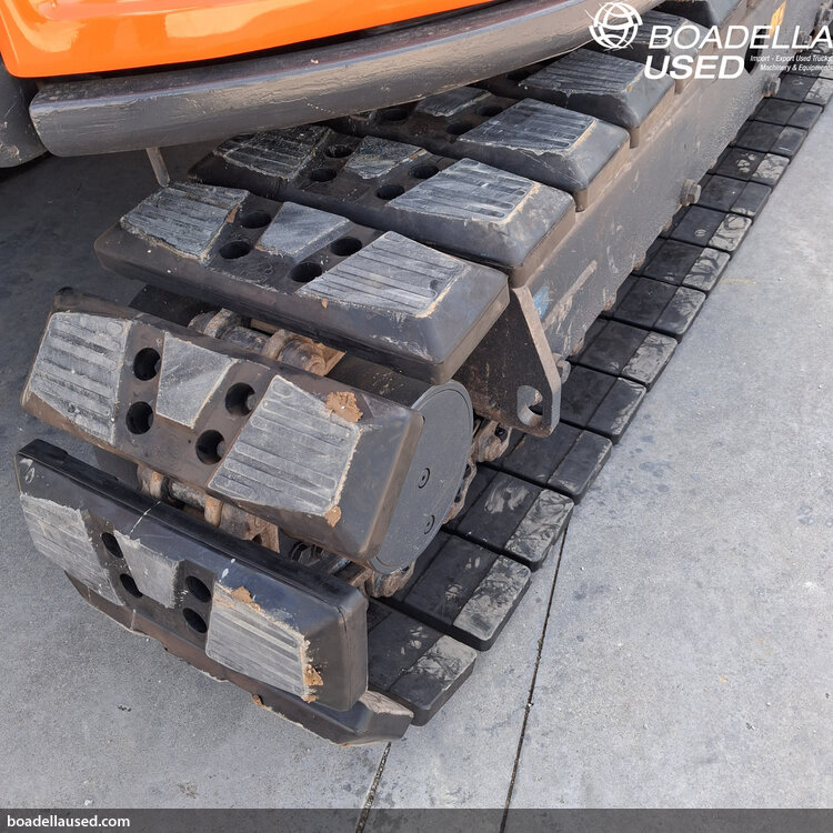 (E-52) HITACHI ZX65 USB-6 CLP