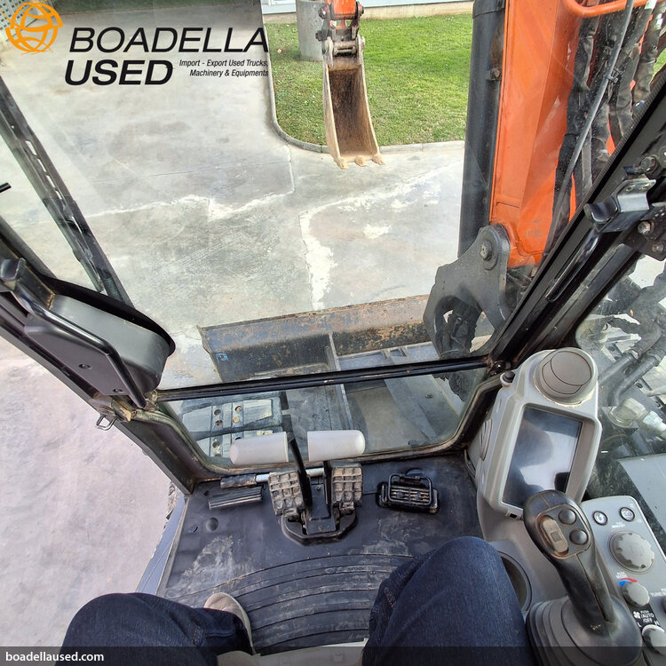 (E-55) HITACHI ZX85USB-6 K2