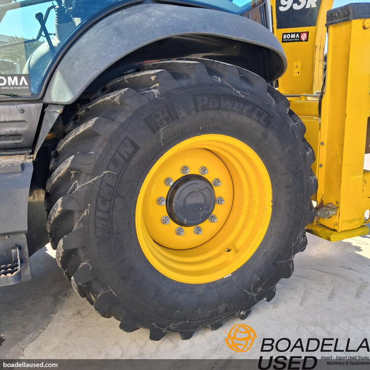 (R-09) KOMATSU WB93R-8E0