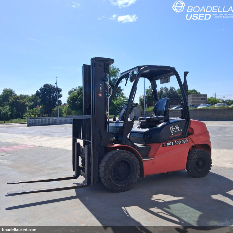(CE-15) MANITOU MI30D