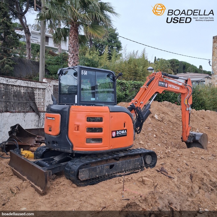 HITACHI ZX65USB-6 CLP